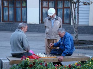 Recurso abuelos activos ajedrez pixabay nov 16