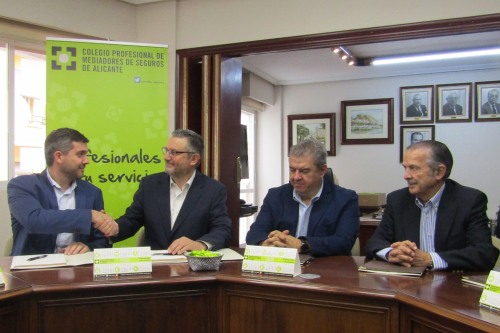 El Colegio de Alicante renueva su acuerdo con Sanitas