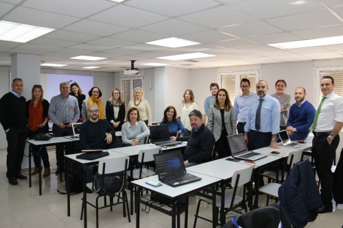El Colegio de Valencia imparte un taller sobre tratamiento de datos personales