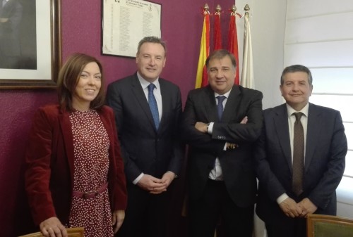 Pelayo firma un acuerdo con el Colegio de Mediadores de Zaragoza y Teruel 