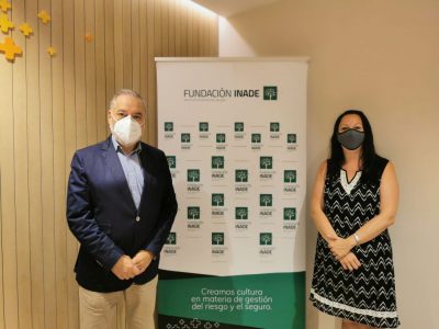 AXA visita la sede de Fundación Inade noticias de seguros