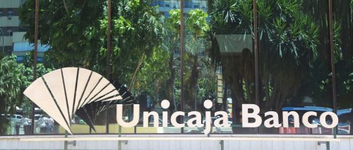 Unicaja Banco ofrece un seguro dirigido a propietarios de comercios, que incluye amplias coberturas y servicios complementarios.