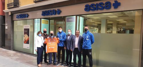 La delegación de ASISA en Teruel recibe la visita del AD Club Voleibol Teruel.