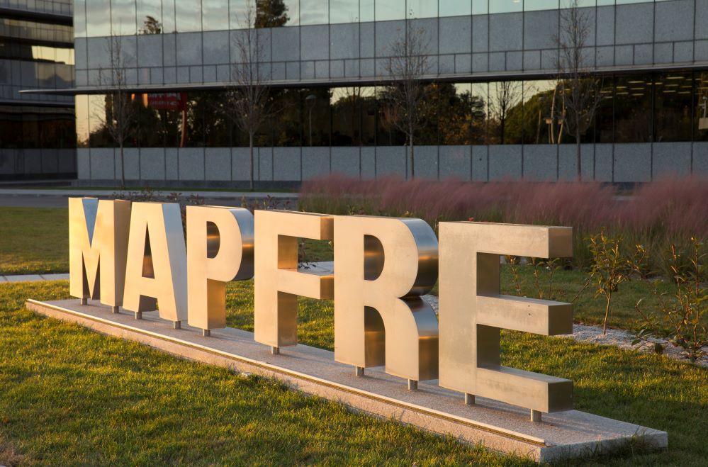 Mapfre gana 338 millones de euros en los seis primeros meses del año y las primas crecen un 7,3%, hasta superar los 12.500 millones.