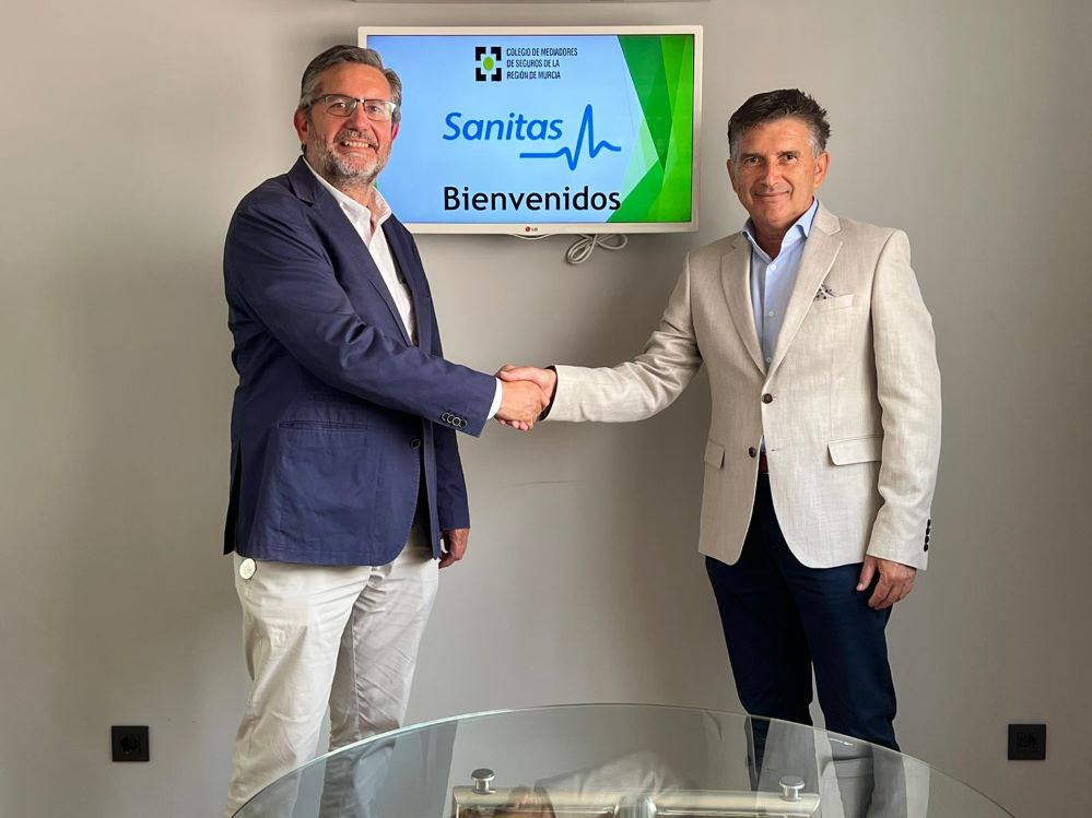 El Colegio de mediadores de Murcia y Sanitas firman un acuerdo de colaboración.
