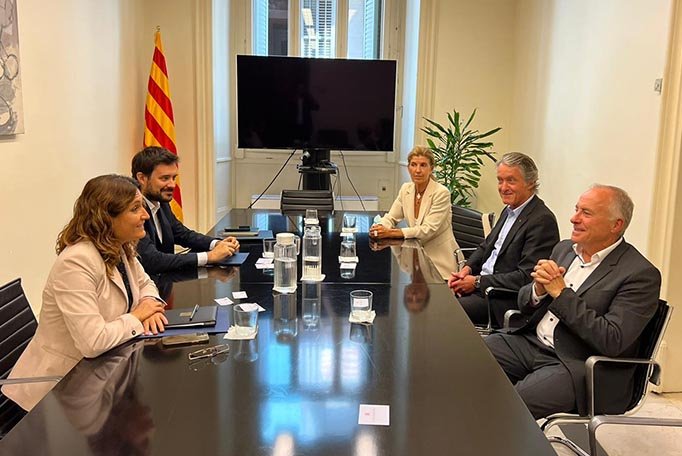 El Col·legi se reúne de nuevo con el gobierno catalán