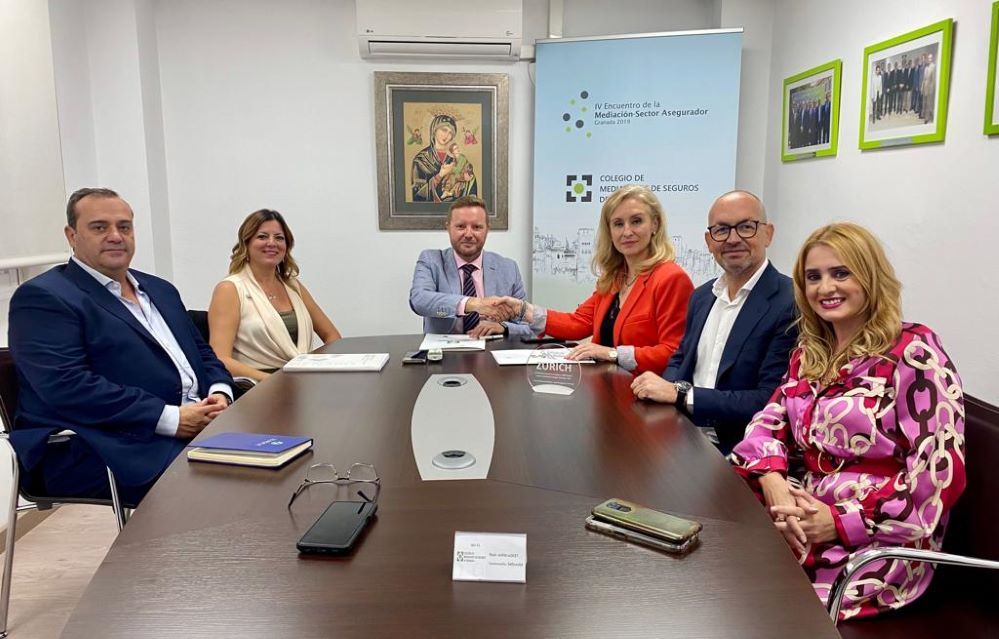 Nuevo acuerdo de colaboración entre el Colegio de Mediadores de Seguros de Granada y Zurich Seguros.