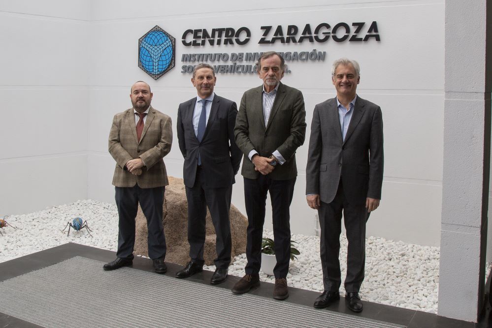 La Junta Directiva de ADECOSE se citó en Zaragoza para celebrar su reunión mensual y luego compartir un almuerzo con sus socios.