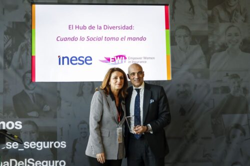 Oscar Herencia, vicepresidente para el Sur de Europa y director general de MetLife Iberia, recibió en la tercera edición de los Premios EWI.