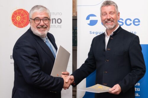 Cesce y el Real Instituto Elcano renuevan su colaboración por dos años más