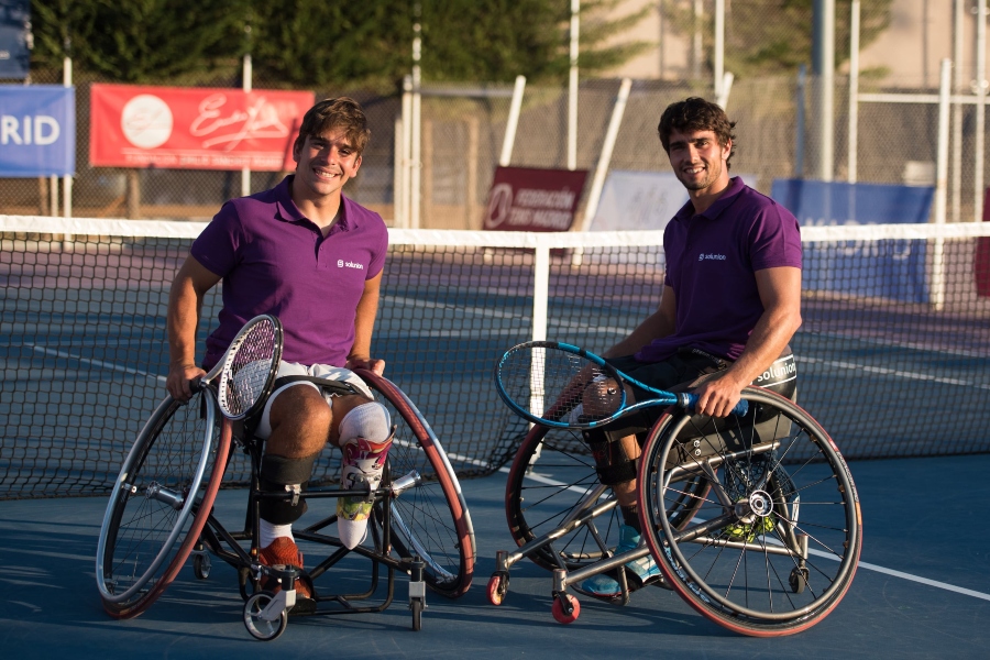 Solunion sigue apostando por el tenis paralímpico con Martín de la Puente y Daniel Caverzaschi
