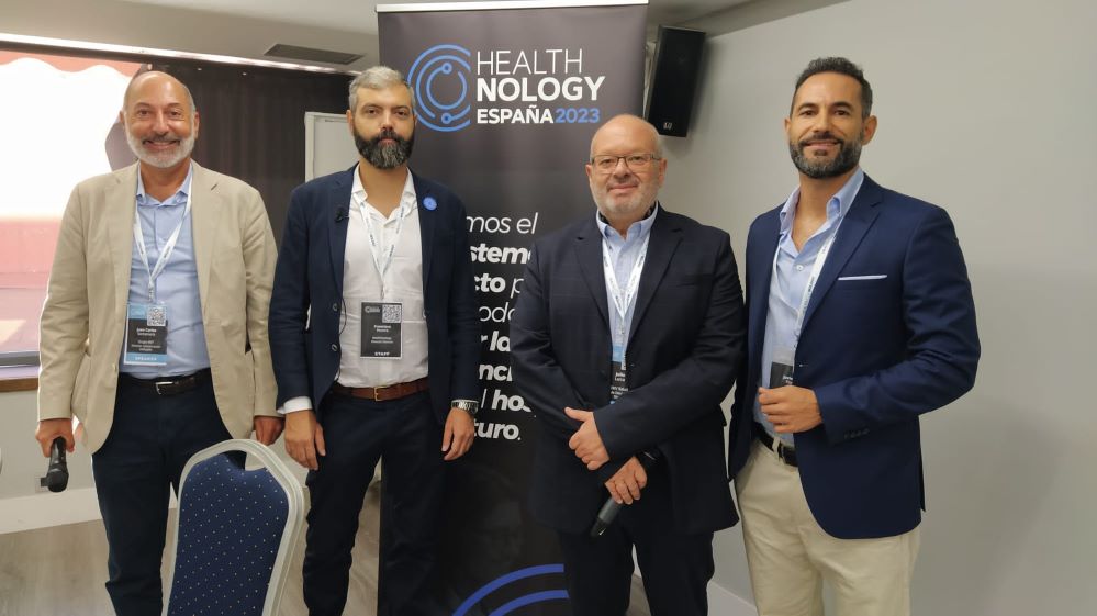 Julio Lorca (Grupo DKV) y Juan Carlos Santamaría (Grupo Init) han participado en la mesa de debate Influencers de salud Digital Healthnology.