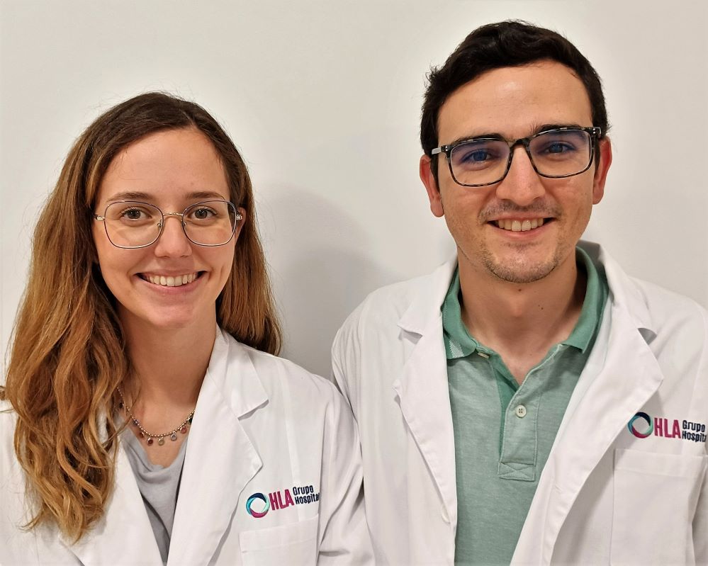 Dra. Joana Cruañes y Dr. Juan Monte, dermatólogos del Hospital HLA San Carlos de Denia.
