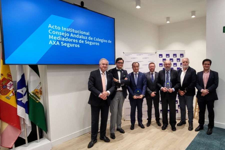 Consejo Andaluz de Mediadores premia a AXA España por su labor en la mediación