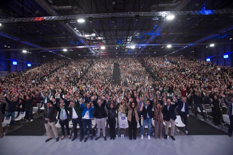 AXA inicia 2024 con una reunión de 2.700 empleados en Madrid