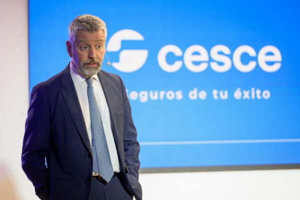 Cesce se reúne con los empresarios de Huelva