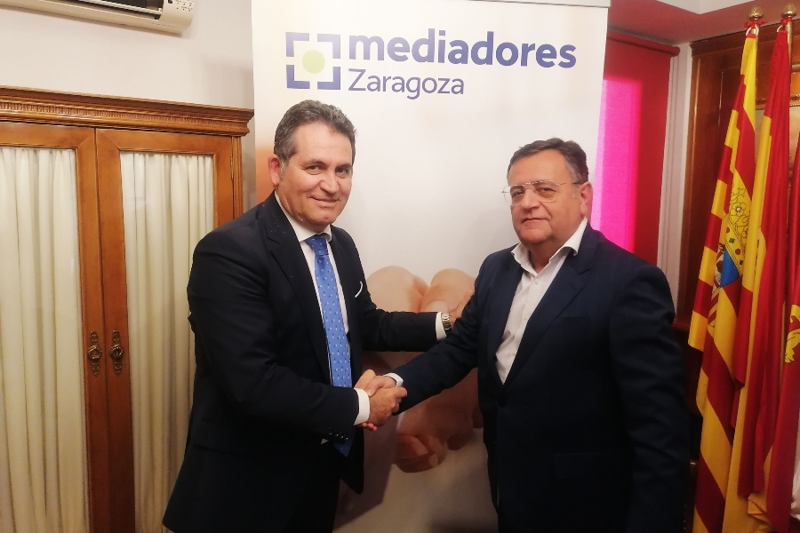El Colegio de Zaragoza y Reale Seguros apuestan por la profesionalización del sector