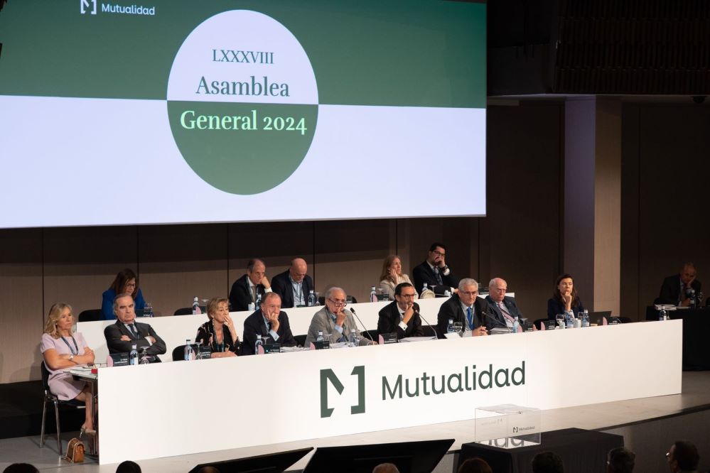 La Asamblea General de Mutualidad no aprueba las fusiones con Procuradores ni Gestores.