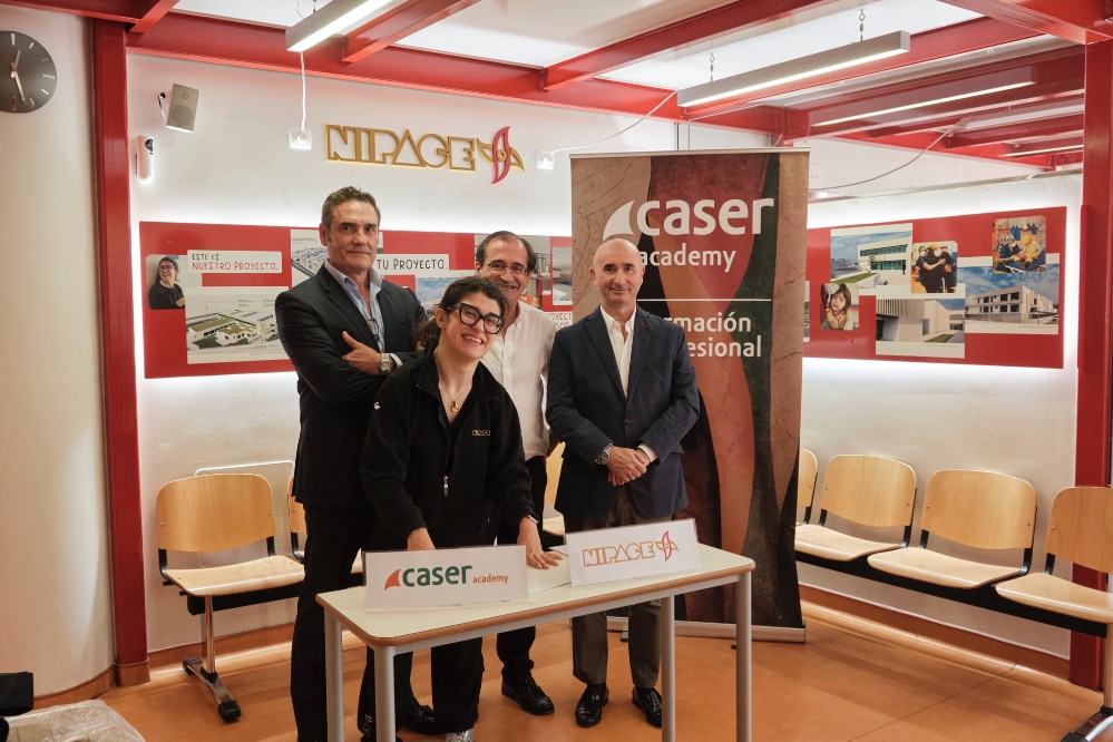 Caser Academy y Fundación NIPACE firman un acuerdo de colaboración.