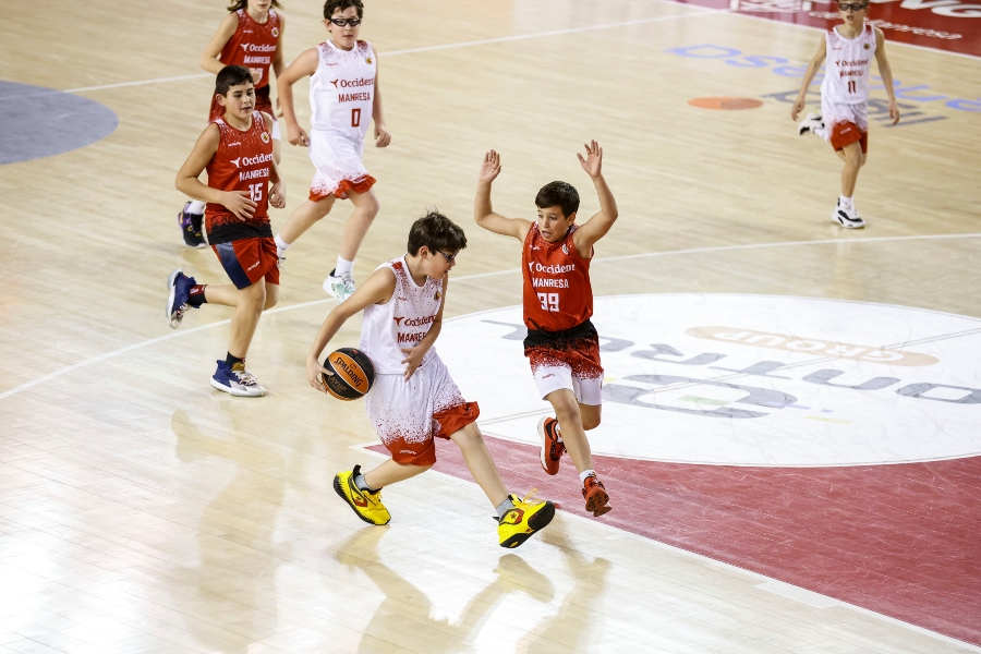 Occident y Bàsquet Manresa: 15 años fomentando el deporte base