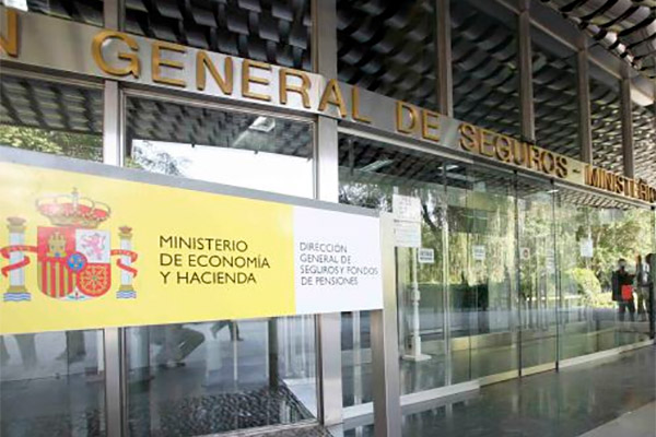 Tras la aprobación del Real Decreto sobre formación aseguradora, el Consejo General alertó de sus posibles deficiencias a largo plazo.