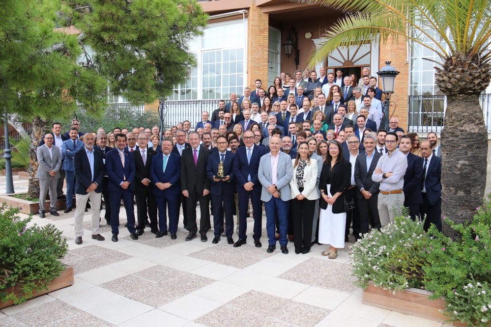 El Colegio de Castellón celebró la festividad de la Patrona del Seguro, donde Zurich Seguros fue galardonado con el prestigioso premio Rotllo.