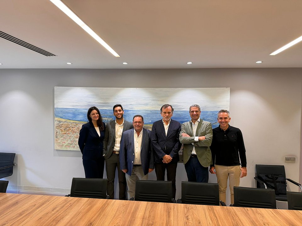 PIB Group Iberia adquiere cuatro corredurías de seguros en España, fortaleciendo su posición y diversificando su cartera.