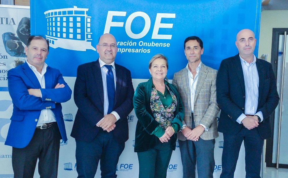 El Colegio de Mediadores de Seguros de Huelva (Colmedse) ha celebrado una jornada en la Federación Onubense de Empresarios (FOE) de Huelva con el apoyo de Carglass.