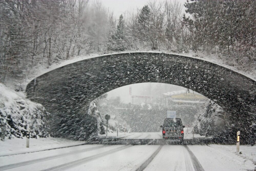 La llegada de la Navidad trae miles de desplazamientos por carretera en un contexto de condiciones adversas propias del invierno.