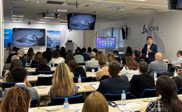 Asitur refuerza la experiencia del cliente con IA en la Jornada de Calidad de ICEA 2024