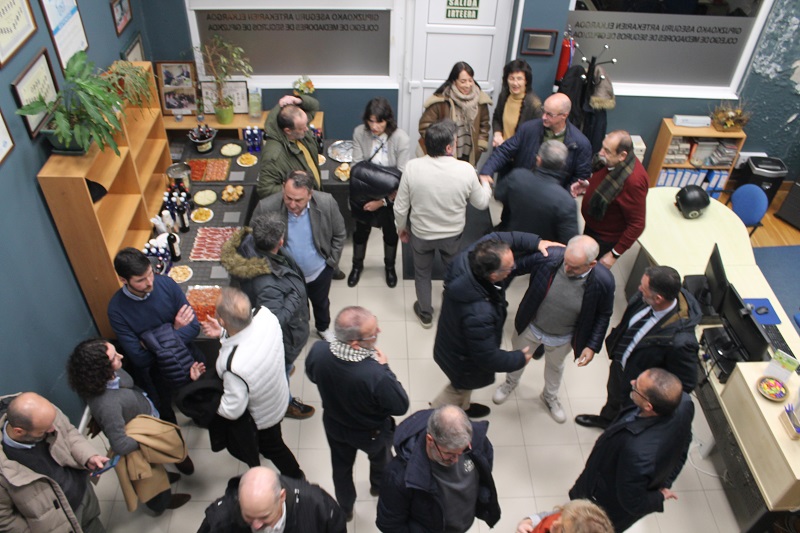 El Colegio de Mediadores de Seguros de Gipuzkoa celebra su XIII Encuentro de Navidad Con sus colegiados y compañías.