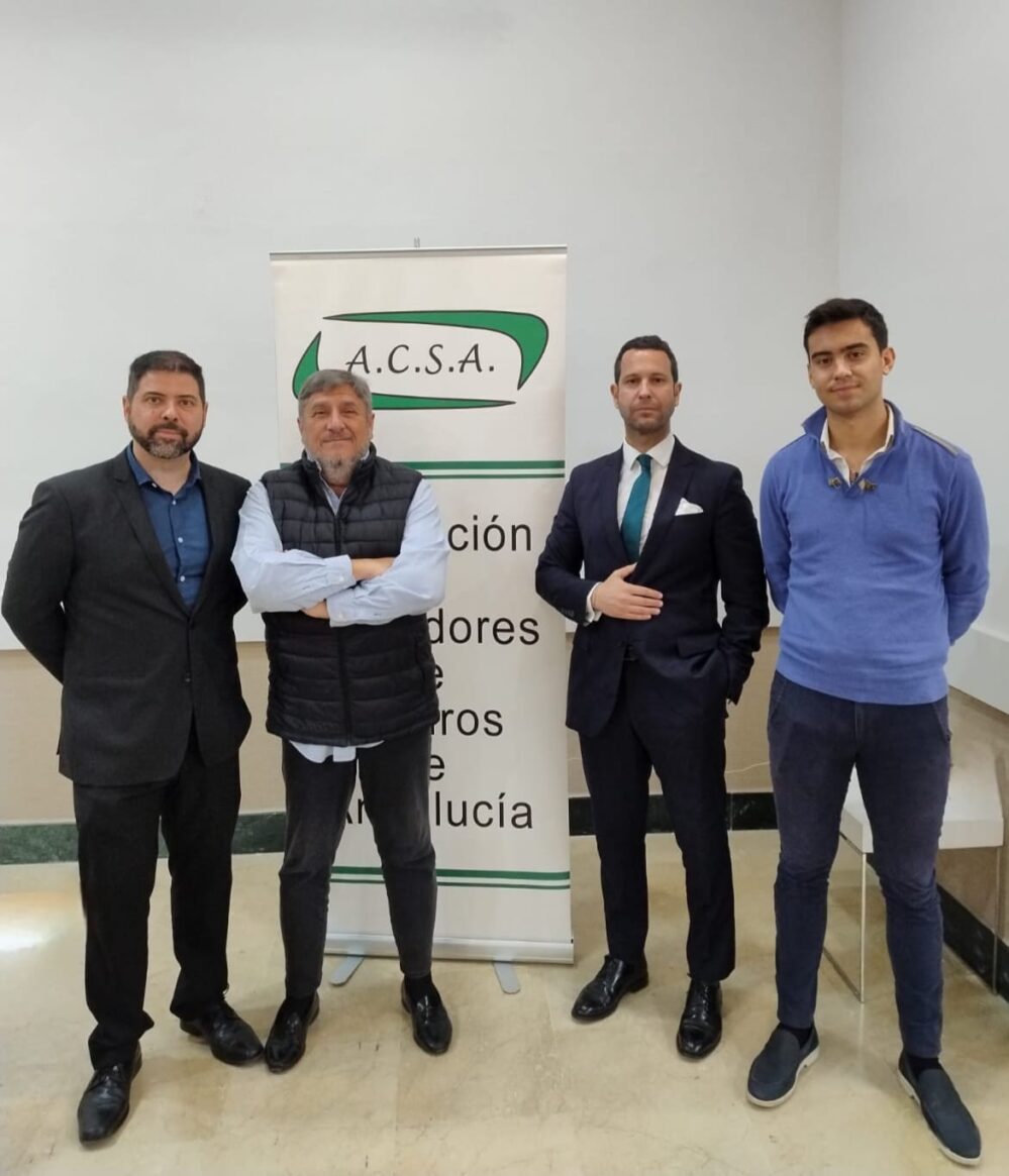 La Asociación de Corredores de Seguros de Andalucía (ACSA) celebró la constitución de su nueva Junta Directiva en un acto en Antequera.