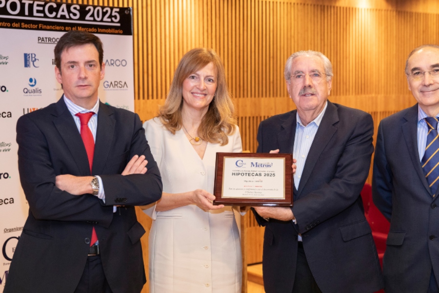 Santander MAPFRE Hipoteca Inversa recibe el premio "Hipotecas 2025"