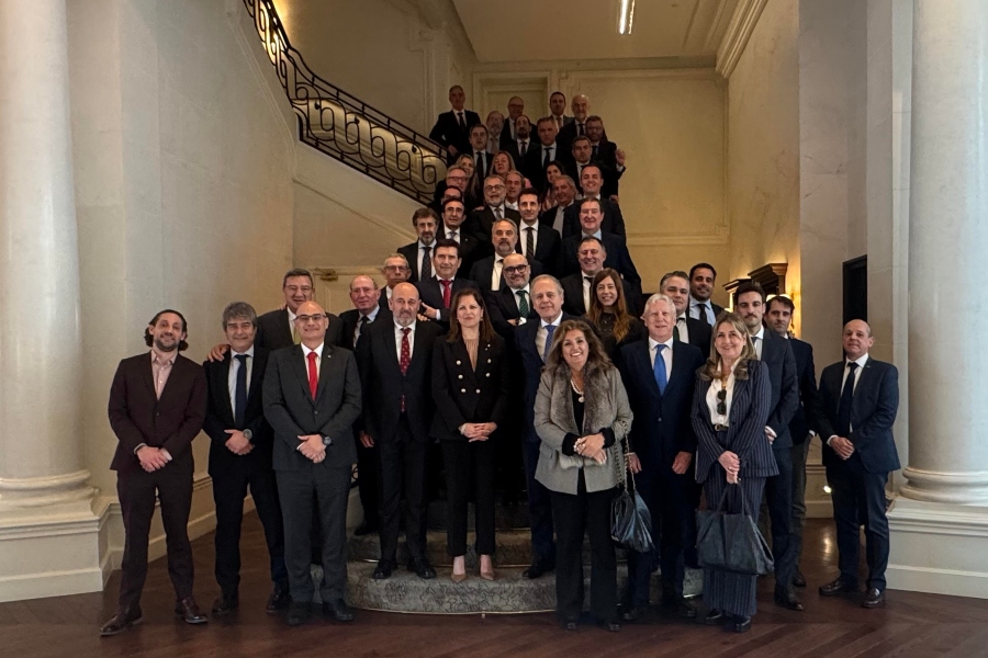 Cojebro celebra su almuerzo de alta dirección