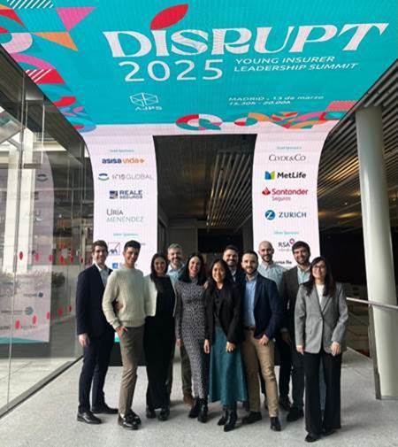 Iris Global reafirmó su compromiso con las nuevas generaciones al ser uno de los patrocinadores destacados de Disrupt 2025, de la AJPS.