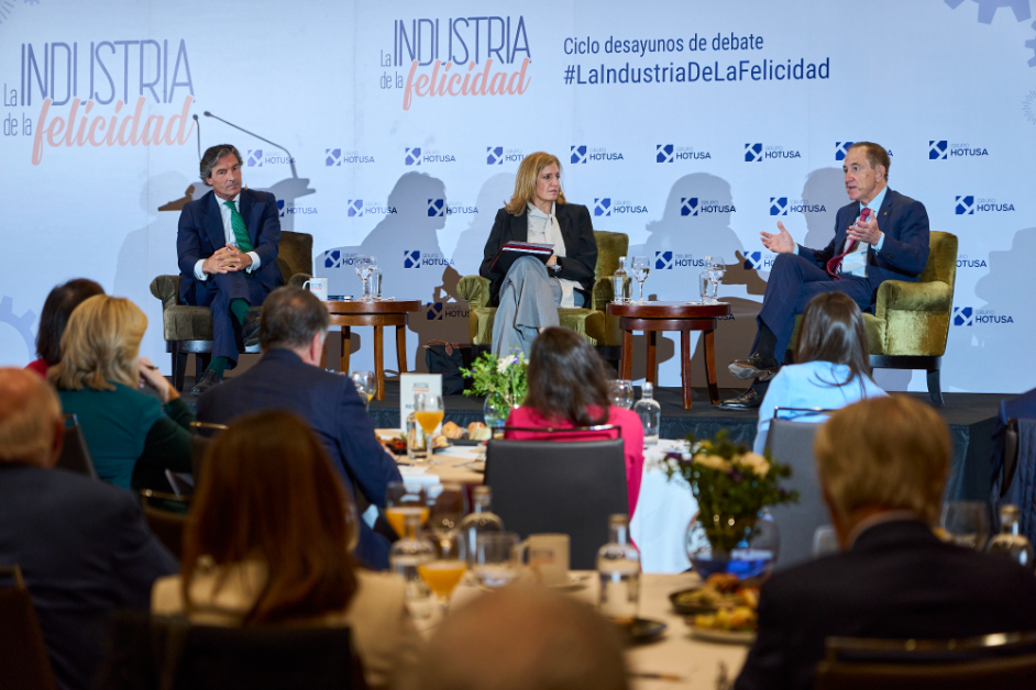 El presidente de Mapfre y el presidente de EY España han protagonizado una nueva edición del ciclo La Industria de la Felicidad de Hotusa.