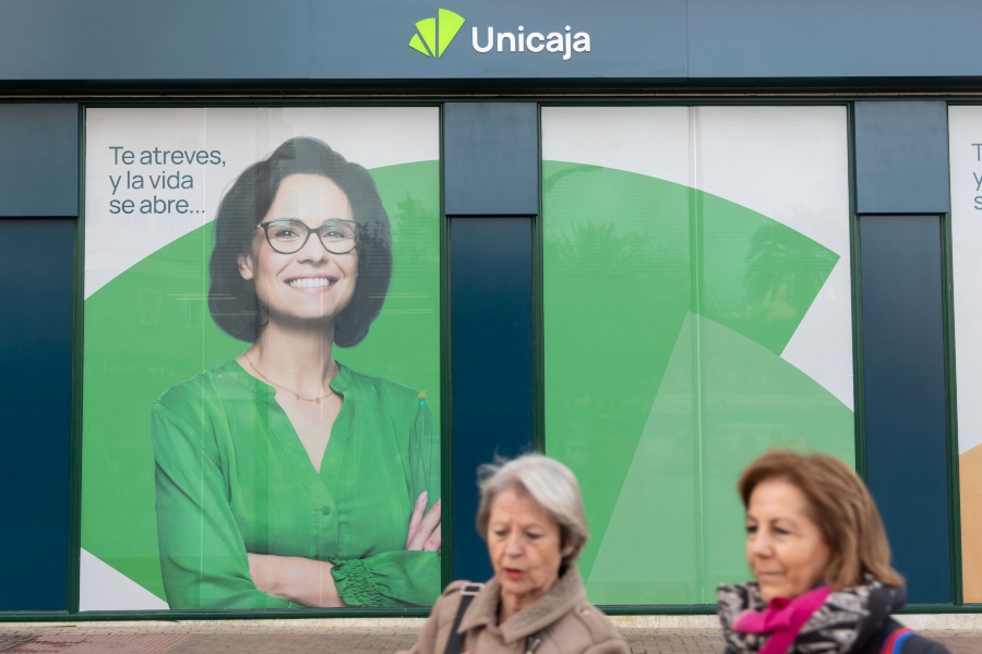 Unicaja ofrece un seguro de salud para mayores de 60 años