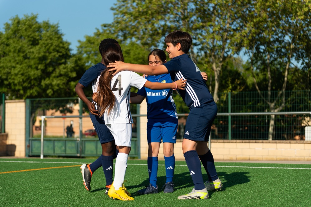 Allianz lanza una convocatoria para patrocinar a 50 clubes de fútbol base en España