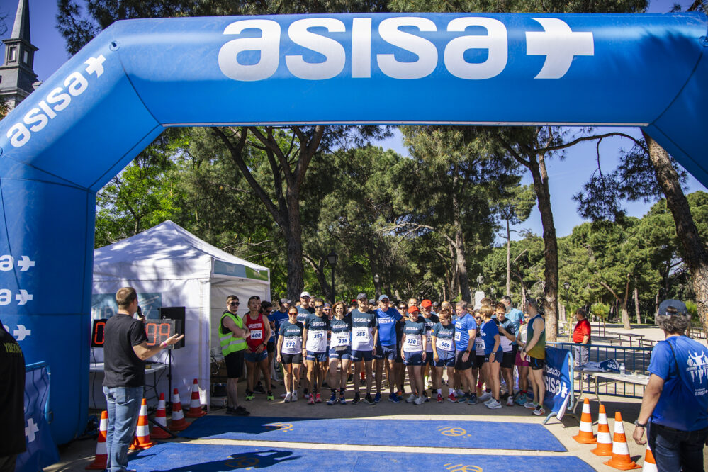 La Fundación ASISA ha celebrado la primera edición de su carrera popular, una cita que ha reunido a más de 650 participantes en el Madrid.