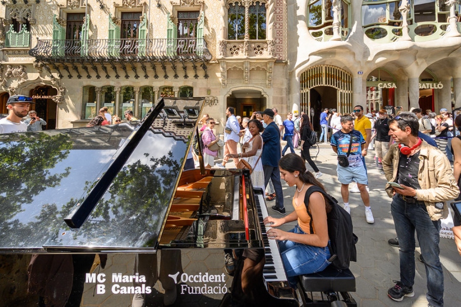 “Barcelona se llena de pianos” llega a nuevos rincones de la ciudad