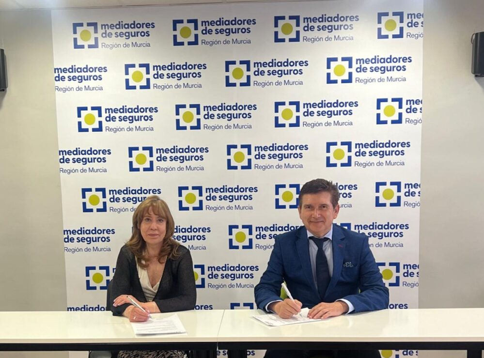 El Colegio de Mediadores de Murcia y Preventiva Seguros firman un acuerdo para impulsar la formación del sector asegurador