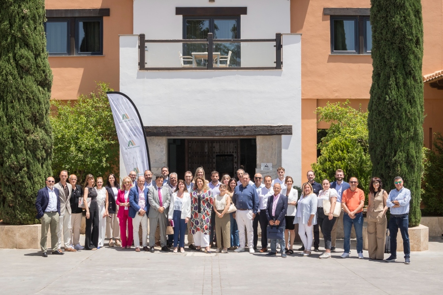 AMESGRA celebra una nueva edición de “Debates & Viandas” centrada en los riesgos industriales