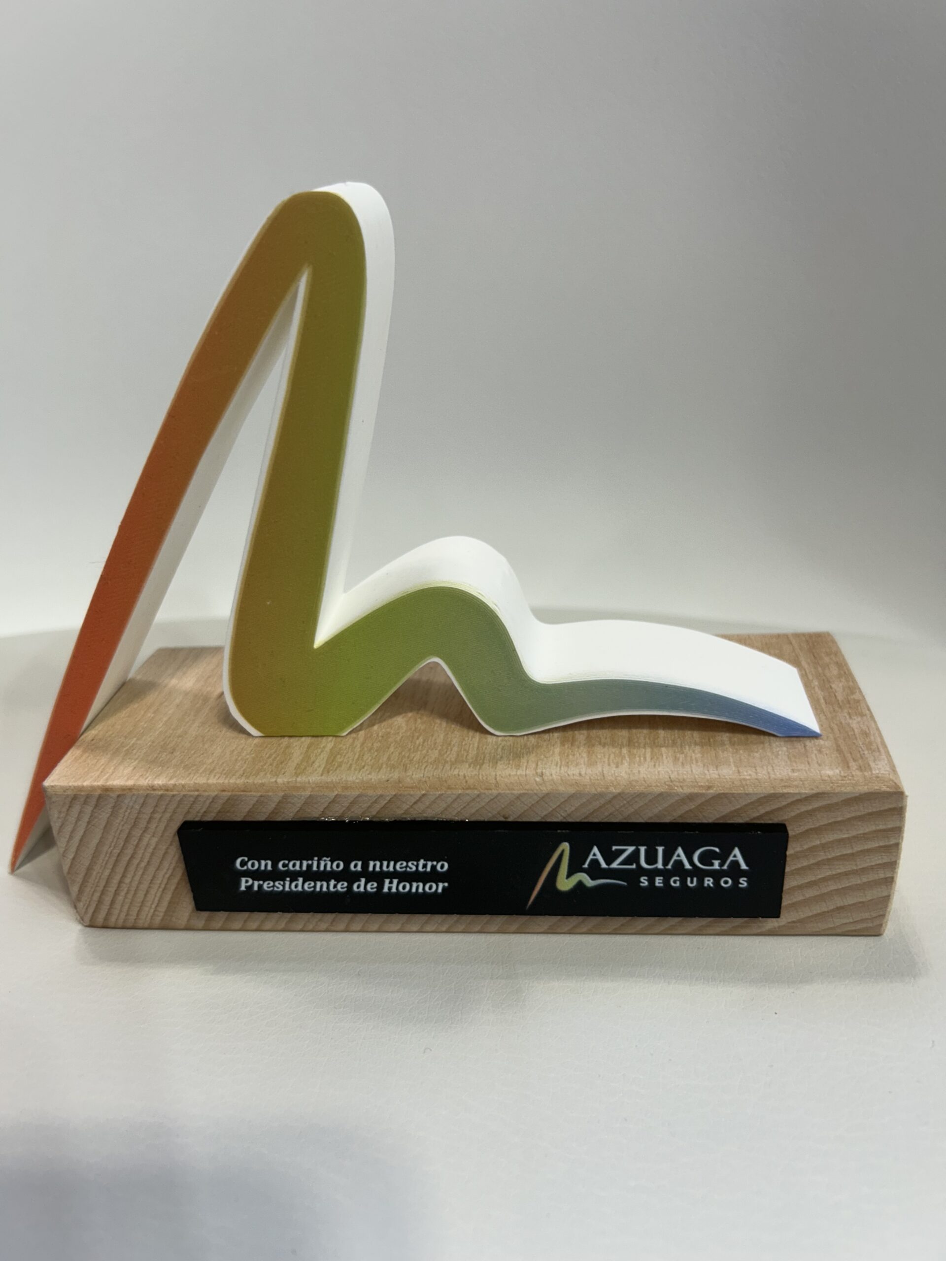 Azuaga Seguros ha celebrado en el Salón Inmobiliario Internacional de Madrid (SIMA) la primera edición de los Premios Azuaguitos.