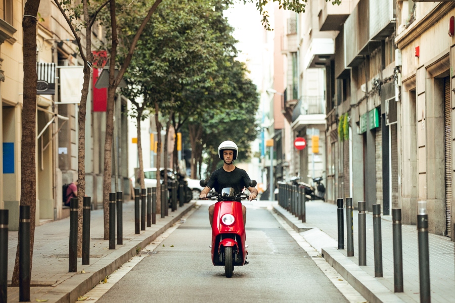 Consejos de AMV para conducir motos por la ciudad