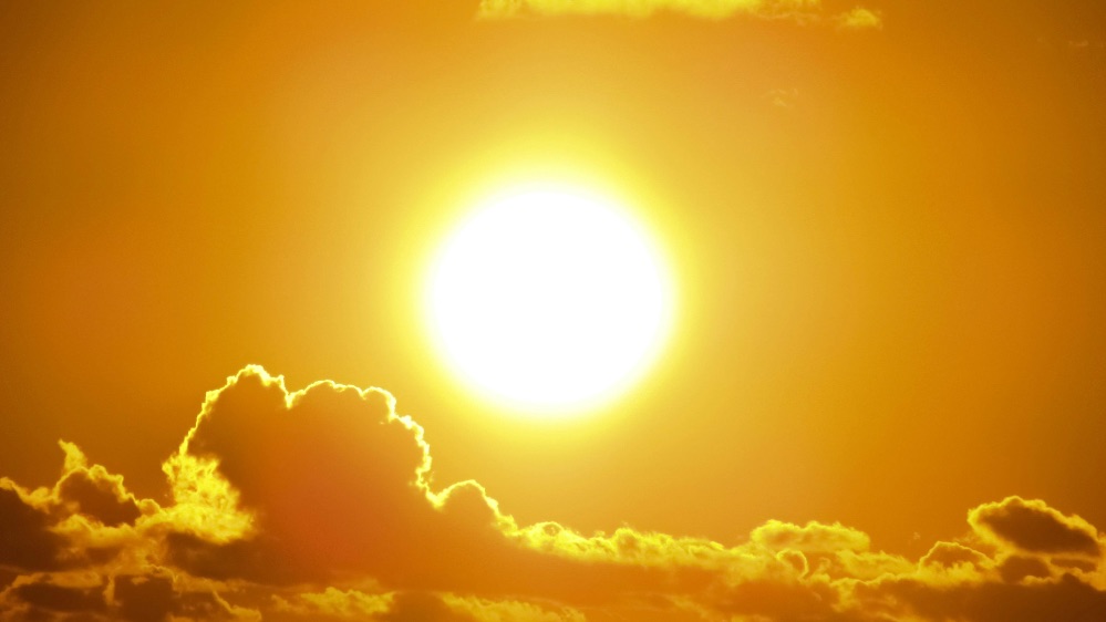 El informe SONAR 2025 de Swiss Re alerta sobre el impacto creciente del calor extremo en la salud, la economía y los sistemas críticos.