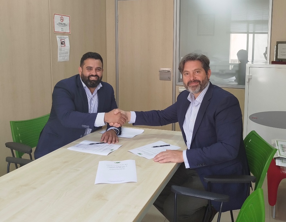 La aseguradora de Grupo Mutualidad se incorpora como colaboradora del Colegio de Málaga para apoyar el desarrollo profesional del canal