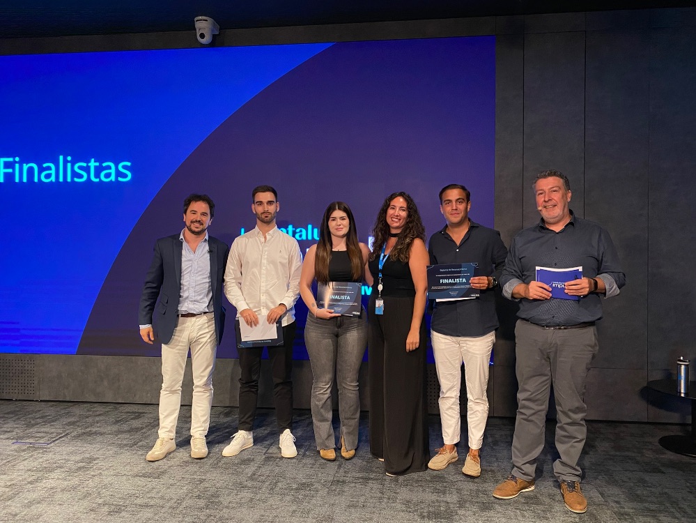 SANTALUCÍA impulsa la innovación universitaria y selecciona a los finalistas de su programa de emprendimiento joven