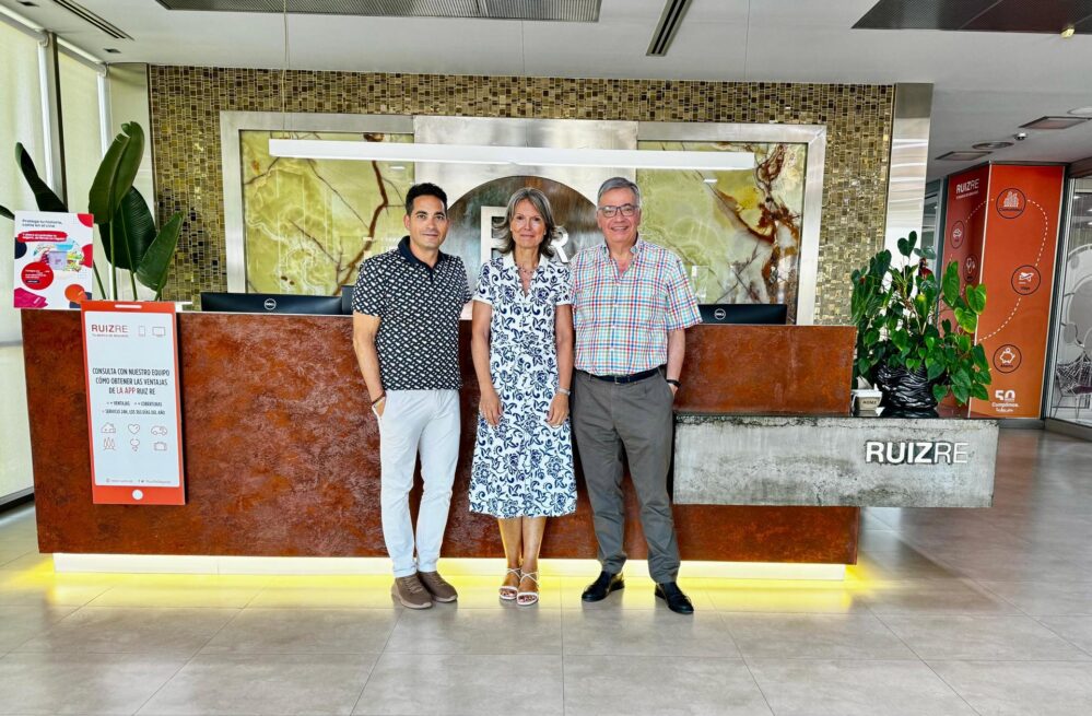 Ruiz Re continúa con su estrategia de expansión territorial con la adquisición del 100% de la correduría EPR, en Monóvar (Alicante).