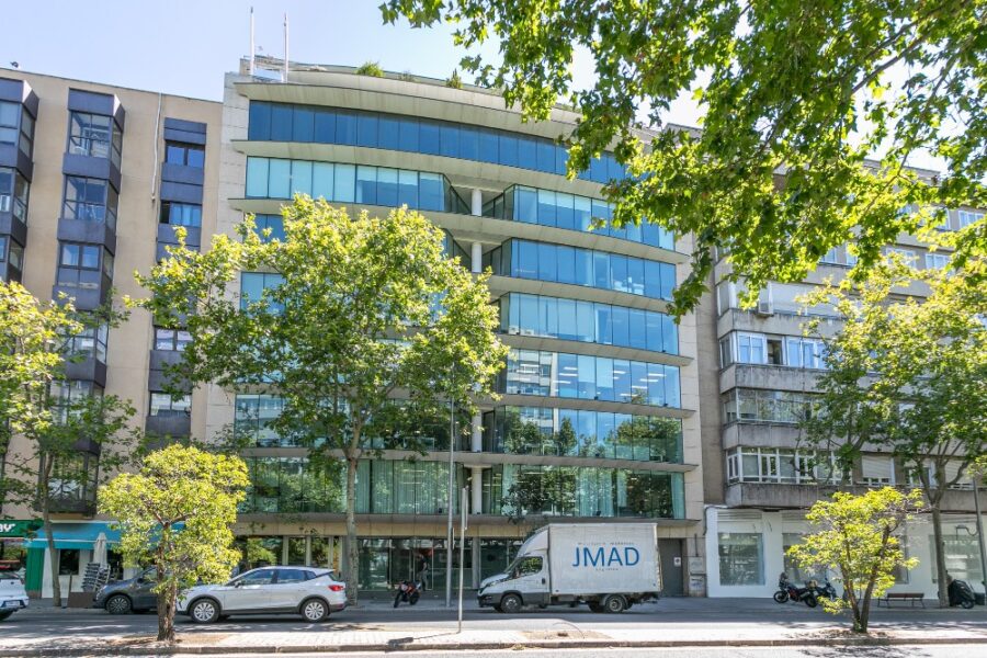 MAPFRE RE ha comprado un edificio de oficinas en María de Molina, 54, una de las zonas más cotizadas y con mayor proyección de Madrid.