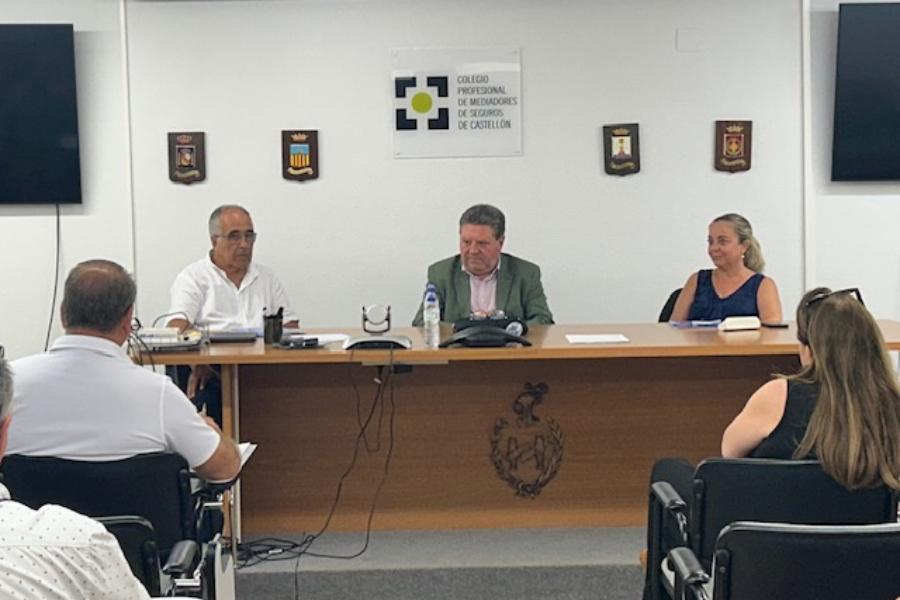 Javier Barberá visita el Colegio de Castellón